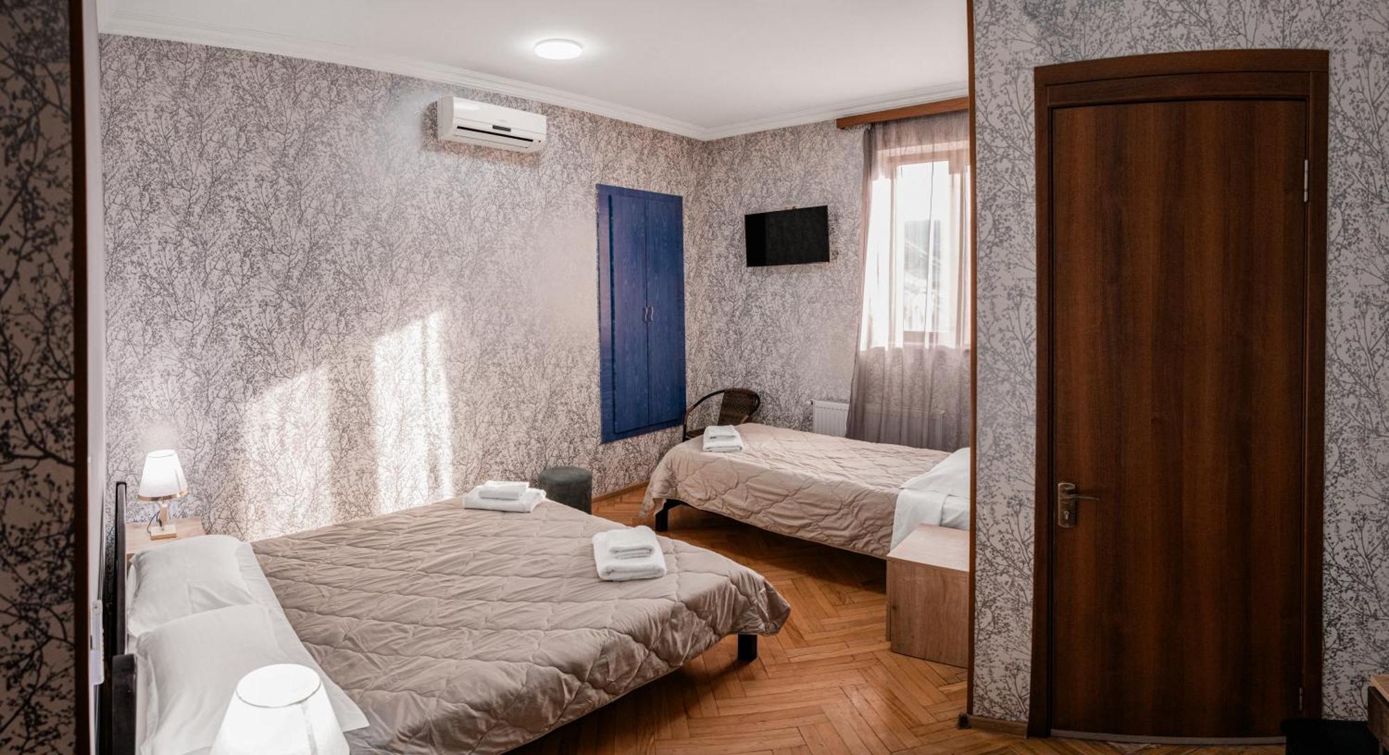 Lotus Hotel Tbilisi Exterior foto